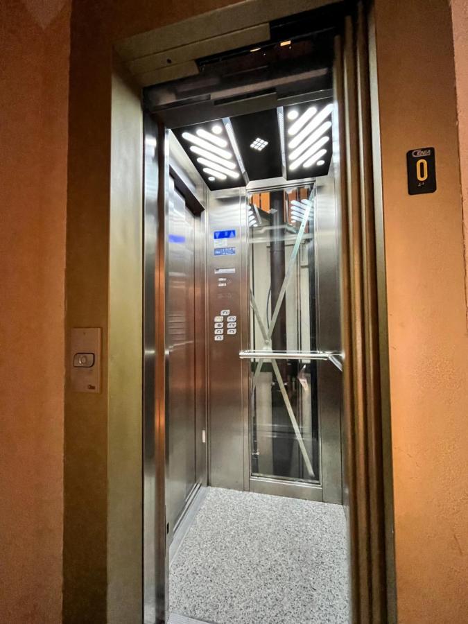 Vut San Pablo 0 Apartment Salamanca Bagian luar foto